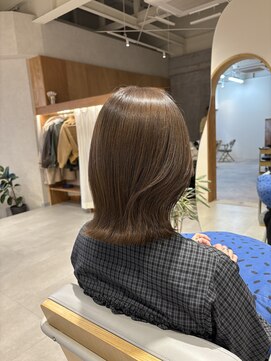 ムク 甲府(muku.) ブリーチなしダブルカラー/透明感カラー/顔まわりカット