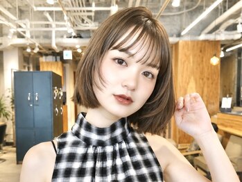 ノイカーム(noi Calm)の写真/《*骨格に合わせた顔まわりレイヤーカットが◎*》顔周りが華やかになり、小顔みせも叶えるレイヤーボブが◎