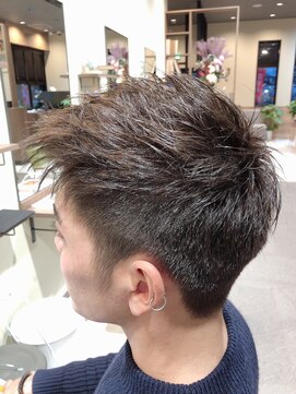 ヘア アンド ビューティ ビーズアモール 春日井神領店(Hair&Beauty B's amor) ショート