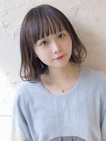 ピチカート(pizzicato) 外ハネボフ　切りっぱなし　軽め前髪　耳掛け