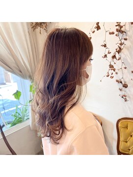 マウロア(MAULOA) ふわっとナチュラル　透け感ピンクベージュ　“浅田昌宏”