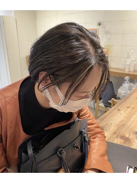 エル(EL by green) (akiko)ハイライトグレージュ×ショートスタイル