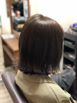 ユーリ(juli) 秋カラーボブ