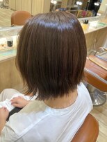 オリーブスバイネオリーブ(Olive's by neolive)&nbsp;ボブルフ_ネビージュ_小顔_ワンレン_黒髪_白髪ぼかし_前髪　V