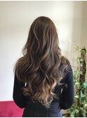 ロングレイヤーカット&ハイライトスタイル