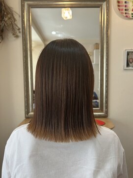 エクラ(Eclat) ミディアムボブ