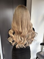 ラピス 横浜(Lapis)&nbsp;ミルクティーベージュシールエクブリーチカラーレイヤーカット