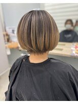 ラックスビー マーレ 沖縄うるま店(LUXBE mare)&nbsp;ショートボブ バレイヤージュ
