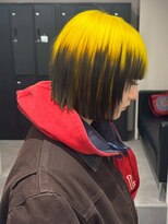 ベレーザ 渋谷(BELEZA)&nbsp;17910金髪黒髪ハッシュボブルーツカラーぱっつん前髪