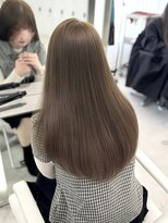 リヴ オオサカ(LIV OSAKA) オリーブベージュ/ブリーチなしWカラー/レイヤーカット