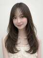 オーラ オモテサンドウ(Aura omotesando)&nbsp;高めのレイヤーでたっぷり動きをプラス