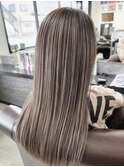 白髪ぼかし極細ハイライト×シアーグレージュ
