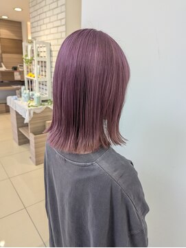 アッシュ 十日市場店(Ash) ブリーチありのラベンダーピンクカラー