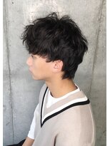 ゼンコー アオヤマ(ZENKO Aoyama)&nbsp;横顔が素敵に決まるスパイラルウルフ【表参道、青山、原宿】