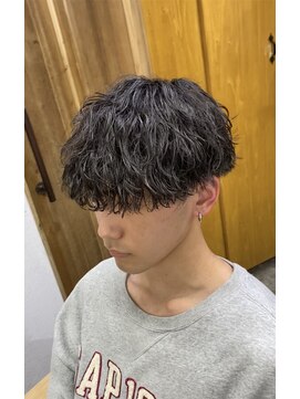 エルオム(EL.HOMME) 【KAITO】緩め波巻きパーマ