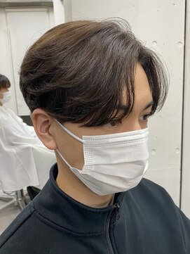 バイフィフス 原宿/表参道(by fifth) 毛流れセンターパートワンカールパーマツーブロック刈り上げ