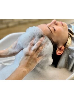 【シャンプーだけでも美しい仕上がりに】魔法のバブルmarbb［マーブ］導入!世界初の美髪システム!