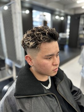 リプレイ 草津店(RIPLAY) ハイライト/マッシュパーマ/ウルフ/アッシュブラック