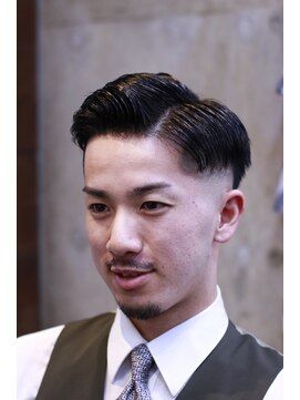 タフ バーバーショップ(TOUGH BARBER SHOP) サイドパート　2ブロック