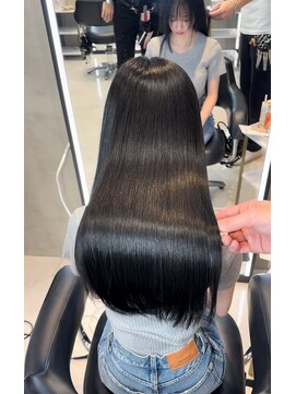 ザシェノンアオヤマ(THE CHAINON AOYAMA) くびれヘア 韓国ヘア ブルーブラック ケラチントリートメント