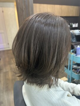 アルール バイ フェローズ(ARULE by fellows) 切りっぱなし外ハネボブ