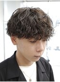波巻きスパイラルパーマツイストパーマシャドウパーマメンズ眉毛
