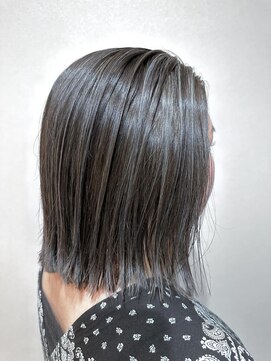 アトリア コースト 横浜(Atria Coast) 【10代20代30代】切りっぱなしワンレンxハイライト