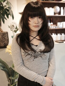 ウィム(wim) 『ロングレイヤー』ハッシュカット/ハイレイヤー/くびれヘア