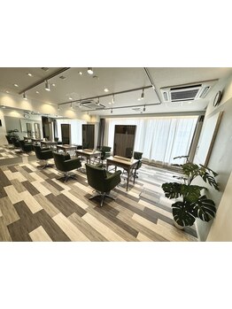 毎月リラックスして通える上質空間で似合わせスタイルをご提案[髪質改善/レイヤーカット/韓国メイク/Men's]