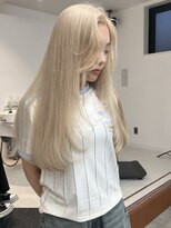 リヴ オオサカ(LIV OSAKA) ホワイトベージュ/トリプルカラー/ハイトーン【梅田】