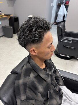 アケタ(AKETA) メンズパーマ&ホワイトメッシュ