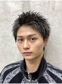 黒髪スパイキーショートベリーショート