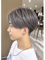リオリス ヘア サロン(Rioris hair salon)&nbsp;シルバーグレージュ/センターパート