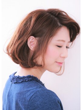 リビング(Living by Buzz) Living】大人カジュアルボブ
