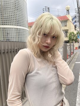 ロク 高田馬場(lok) ホワイトカラー×ウェーブ【高田馬場 lok】あらい