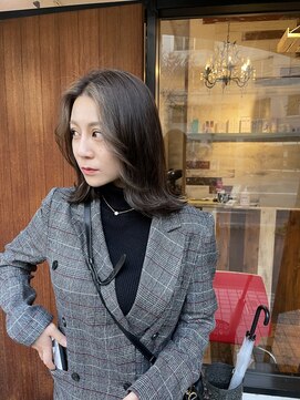 ヘアーワークス アンビエント(Hair works Ambient) フェイスフレーミング#ホワイトベージュ【Ayaka】