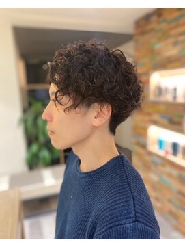 リコ エスト 上野店(lico est) 無造作/ツーブロック/スパイラル風パーマ