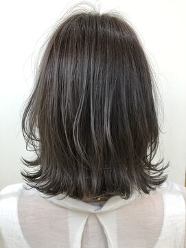 エル 自由が丘(L) 外ハネレイヤースタイル/ウルフカット