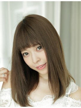 アフロディーテ ギンザ 秋葉原店(APHRODITE GINZA) 外ハネボブ/セクションカラー/ペールベージュ/秋葉原