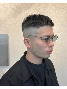 エフ ナカイタバシ(F) フェード