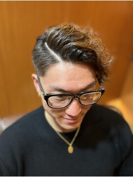 ヘアモード キクチ 銀座店 銀座　理容室　メンズカット　メンズパーマ　ビジネスパーマ