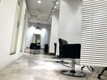 Dbest hair lounge 髪質改善/美髪縮毛矯正/ケアブリーチ/ショートカット