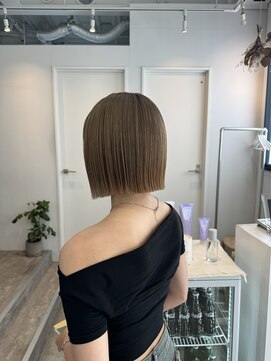 ロカ 表参道(loka) 切りっぱなしボブ