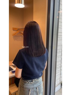 ヘアデザイン ソラ(Sola) 暗髪ダークピンクブラウン艶カラーツヤ髪ストレートヘア