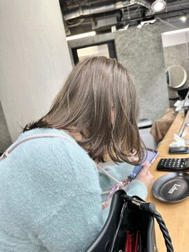 レーベン(LEBEN) 【ブリーチなしダブルカラー】透け感ミルクティーグレージュ★