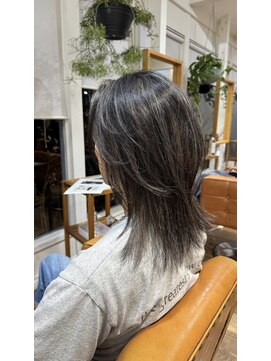 クリーム(Cream) ハイライトカラーで魅せるメンズスタイル♪