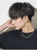 黒髪ショートvマッシュ