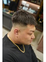 フォーコーナーズカットショップスリーセント 栄(FourCornersCutShop 3/cent)&nbsp;クロップスタイル