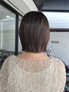 アンダーバーホワイト 広島 並木店(_WHITE) ボブ