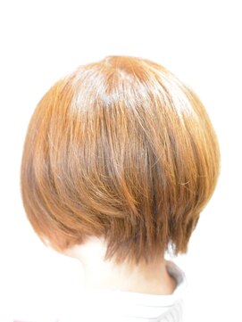 ヘアデザイン ヴォワール(hair & design voir) すっきりショートボブ